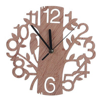 Horloge en rondin de bois, aiguilles en forme de branche