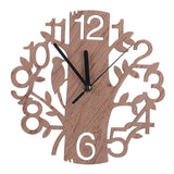 Horloge en rondin de bois, aiguilles en forme de branche