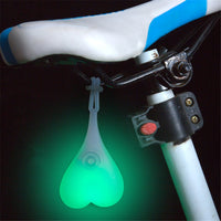 Lumière LED humoristique pour vélo en forme de testicules