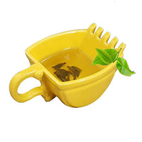 Tasse de café originale avec godet de tractopelle et cuillère en forme de pelle