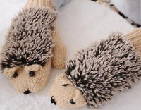 Gants moufles hérissons chauds pour l'hiver. Gants mignons animaux