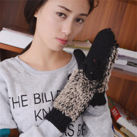 Gants moufles hérissons chauds pour l'hiver. Gants mignons animaux