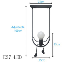 Luminaire bonhomme design LED, balançoire ou araignée, plafonnier original et moderne en métal