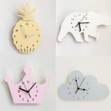 Horloge en bois en forme d'ours, nuage, couronne, flamant, ananas, lapin