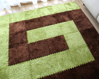 Tapis puzzle DIY à créer soi-même. Carreaux de 30x30cm à ajuster