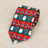 Cravates de Noël rigolotes avec motifs de père noël, bonhomme de neige, sapin, flocons, etc