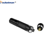 Mini lampe LED de poche 2000LM. Torche à pile AAA