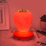 Lampe fraise mignonne à LED. Veilleuse bébé USB, 3 niveaux de luminosité.