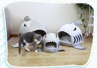Panier pour chien ou chat en forme de requin ! Niche confortable pour animaux