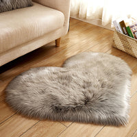 Tapis douillet en forme de cœur à poils longs, anti dérapant