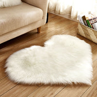 Tapis douillet en forme de cœur à poils longs, anti dérapant