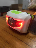 Lampe frontale 4 modes waterproof. Projecteur LED à piles AAA