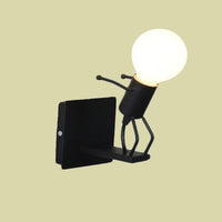 Luminaire design balançoire LED, applique murale originale et moderne, bonhomme minimaliste