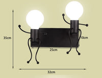 Luminaire design balançoire LED, applique murale originale et moderne, bonhomme minimaliste