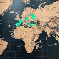 Carte du monde à gratter. Grande mappemonde pour illustrer vos voyages