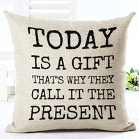 Housses de coussins design, noir et blanc style nordique, love, panda, citations 45x45cm