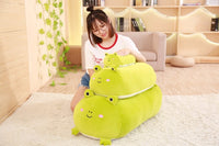 Coussins peluches poufs animaux (chat chien pingouin cochon)