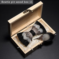 Nœud papillon en plumes d'oiseaux naturelles, coffret en bois avec broche épingle